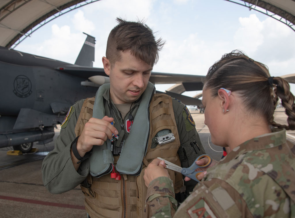 Air Force Experimenting with Two-Piece Flight Suits for Pilots, Aircrew